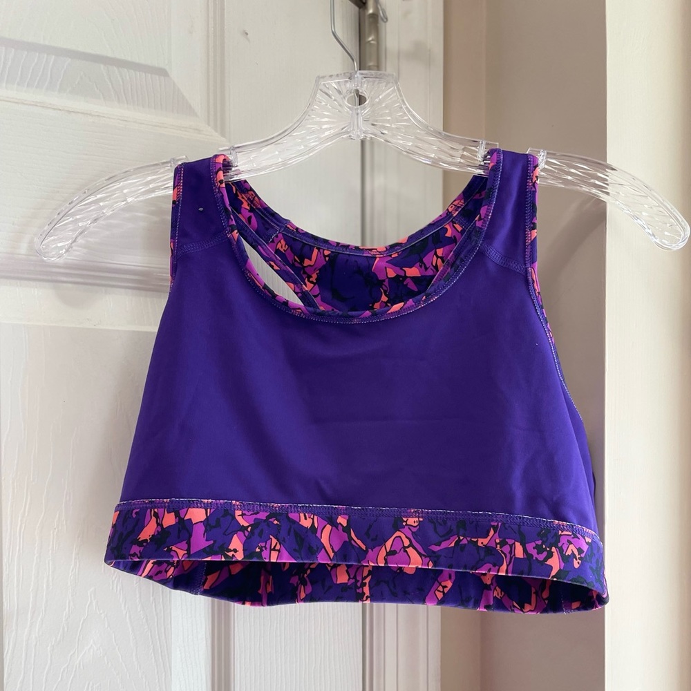 Nike, DriFit Sports Bra, Size Large (L) - Picture 6 of 7